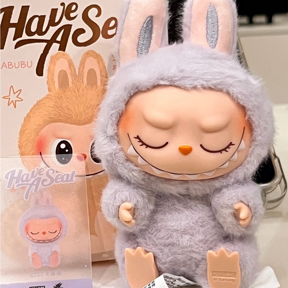 AUTHENTIC POP MART LABUBU Have a Seat Vinyl Plush - ZIZI